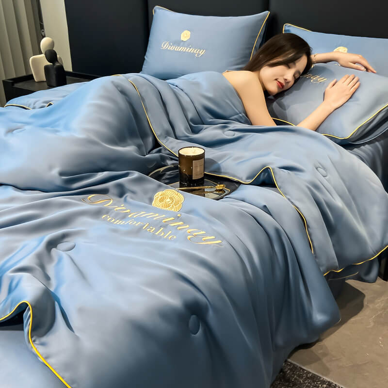 【Promoción a mitad de precio por tiempo limitado】✨✨Juego de tres piezas de colcha de verano de seda de hielo suave para hotel de cinco estrellas