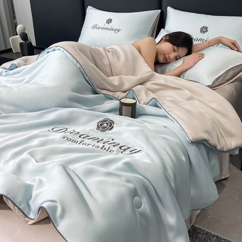 【Promoción a mitad de precio por tiempo limitado】✨✨Juego de tres piezas de colcha de verano de seda de hielo suave para hotel de cinco estrellas