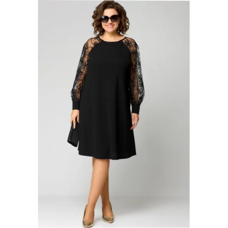 Vestido de manga larga con cuello redondo y parches de encaje